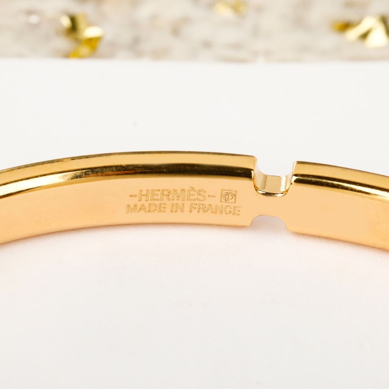 H**me5 bracelets